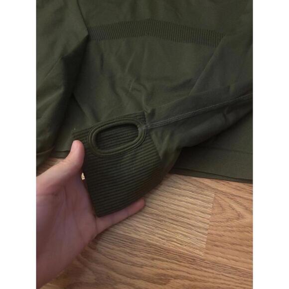 VS PINK Active Seamless Half Zip Cropped pullover Size M/L - Picture 3 of 9